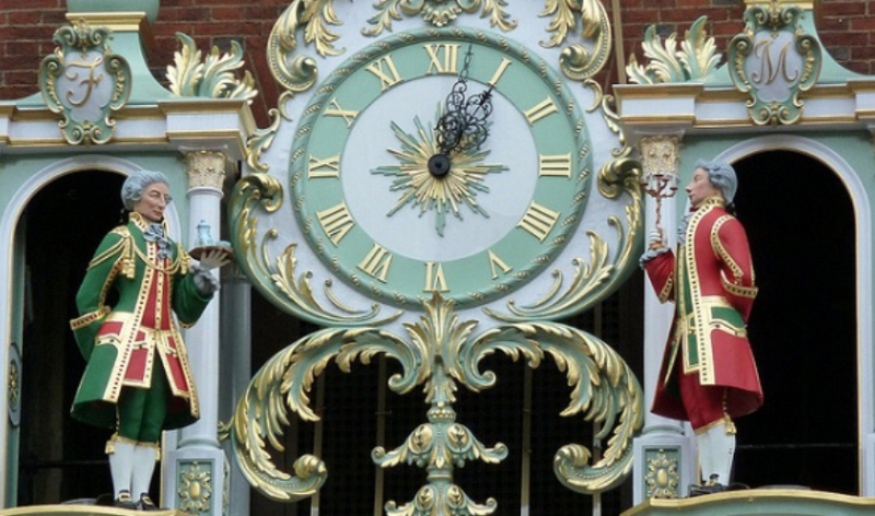 Fortnum and Mason Clock - Philip Bentham